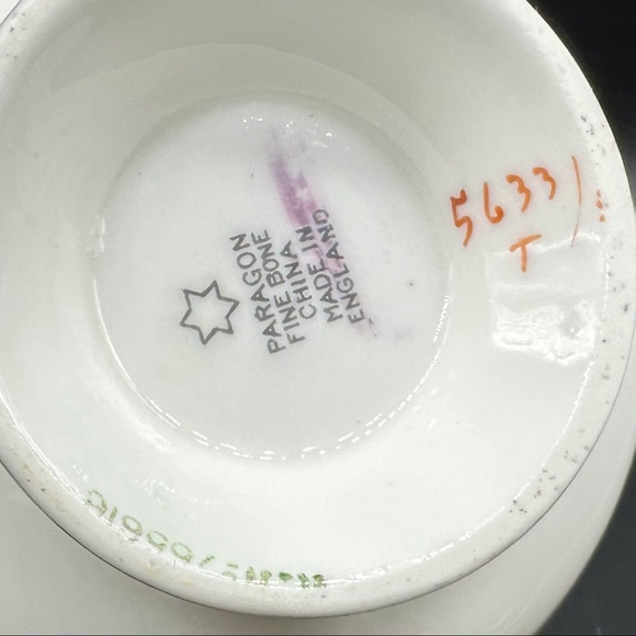 Star Paragon 5633 Classic Yellow Gold Tea Cup Saucer Set Bone China England - Picture 5 of 5